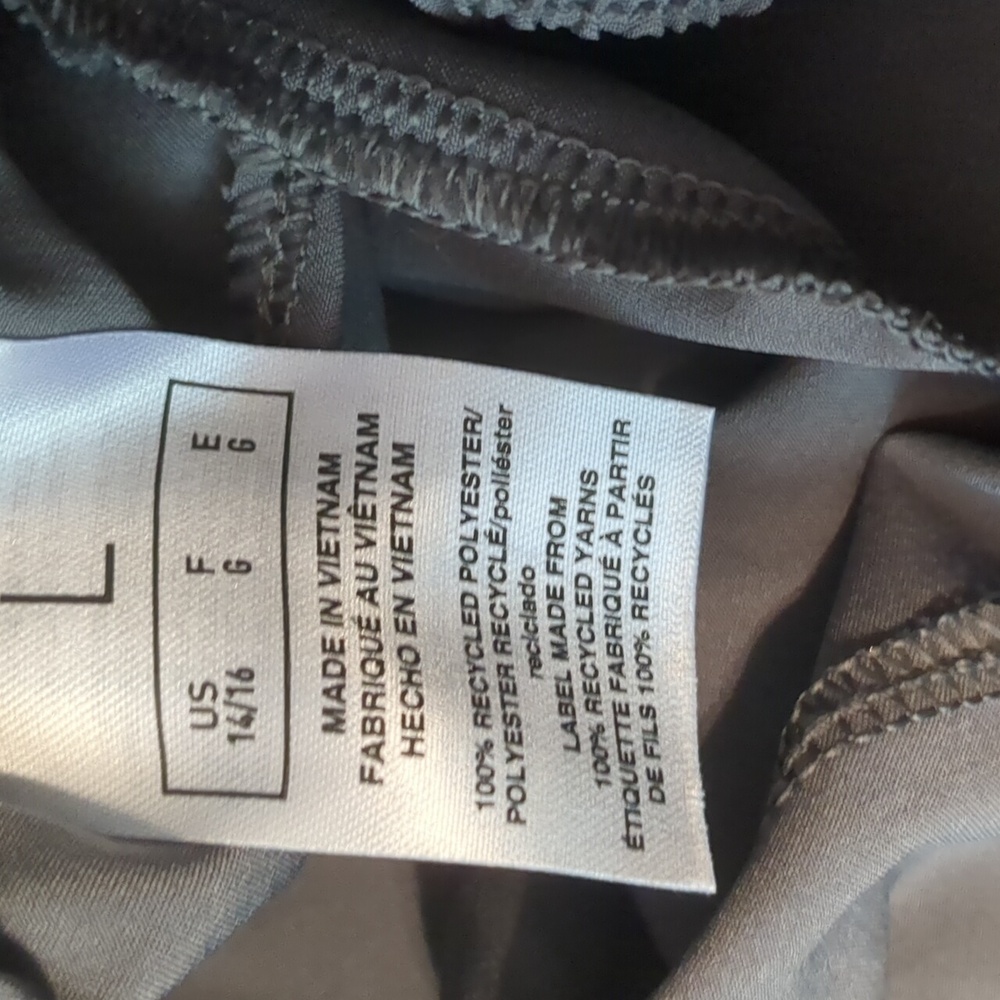 2 pockets and Elastic drawstring waistband - Picture 6 of 6